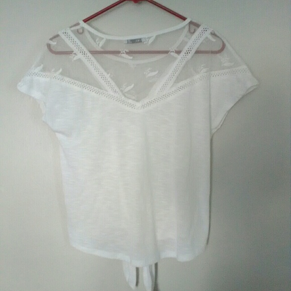 Dex tie bottom lace detailed white top - Picture 4 of 4